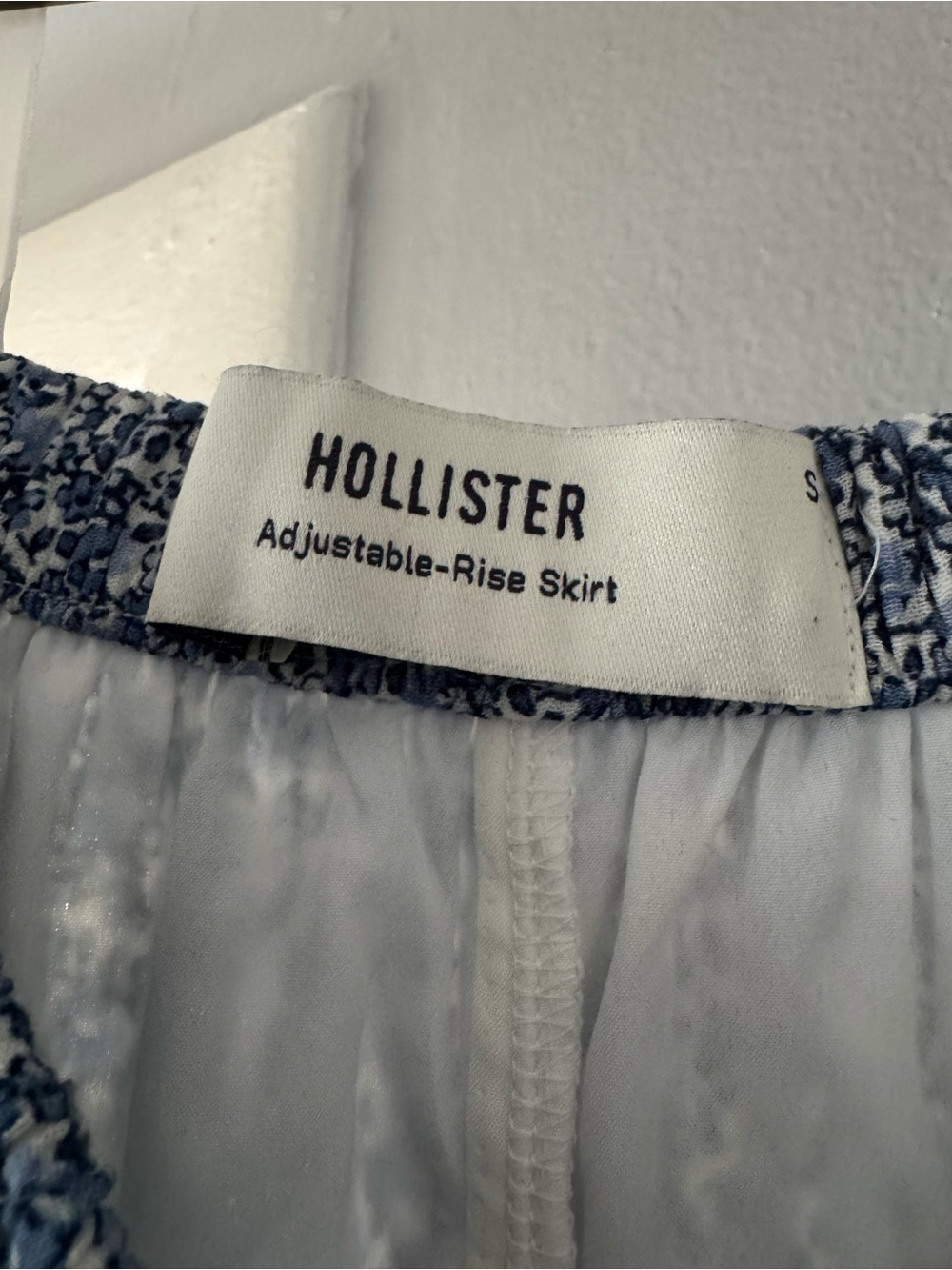 Hollister - Blue Floral Maxi Skirt - Picture 3 of 3